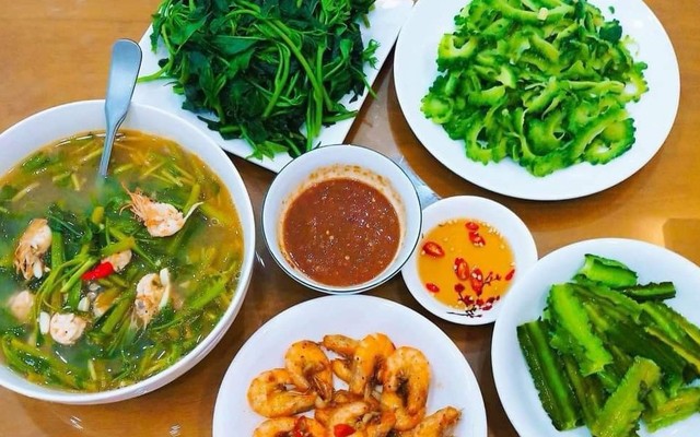 Quán Cơm Hồn Quê - Nguyễn Du