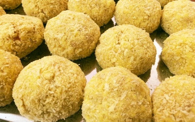 Ăn Vặt 29 - Mì Trộn Idomie & Bánh Gà