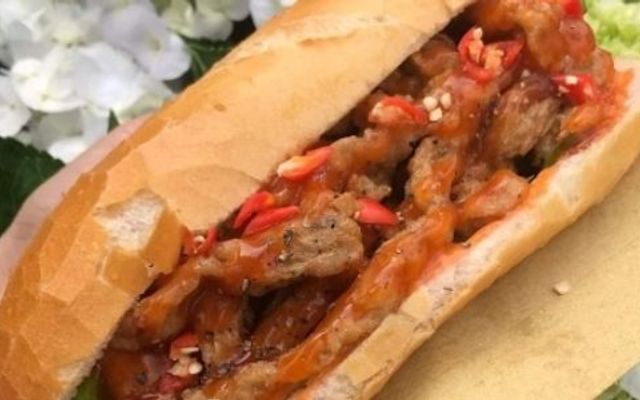 Bánh Mì Chả Cá - Phú Mỹ