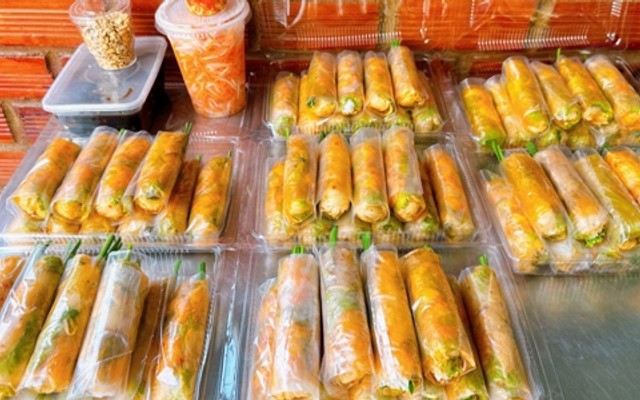 NP Coffee & Ăn Vặt - Tầm Vu