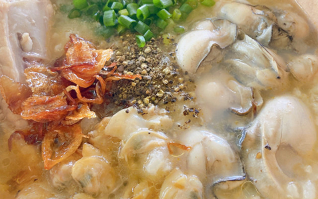 Bà Vân - Cháo Nghêu & Bánh Tráng Cuốn Thịt Heo