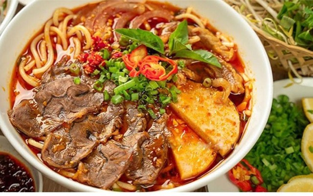 Bún Bò Huế - Đồ Ăn Vặt