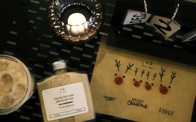 Vũ - Tiệm Trà Và Sách Phú Yên