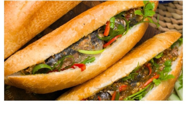 Bánh Mì Cá Nục - Thương