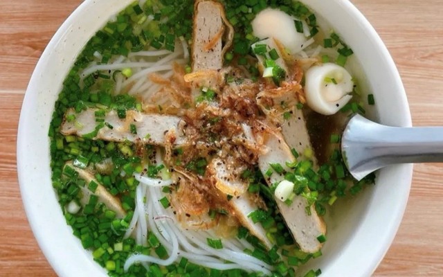 Miu Sushi Chiên & Bún Chả Cá - Tân Phong