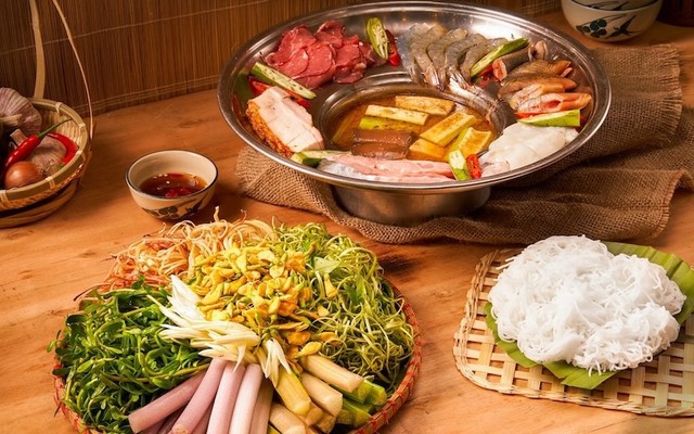 Lẩu Mắm Trúc Nhi - 491 Phạm Văn Đồng