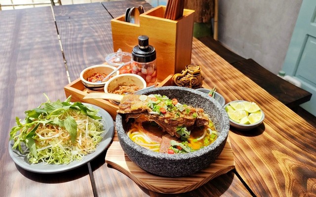 Bếp Cô Thanh - Bún Bò Thố Đá