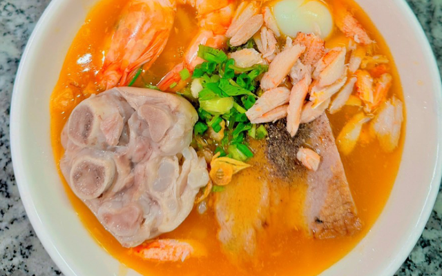 Bánh Canh Ghẹ LÀNG - Lê Thị Hoa