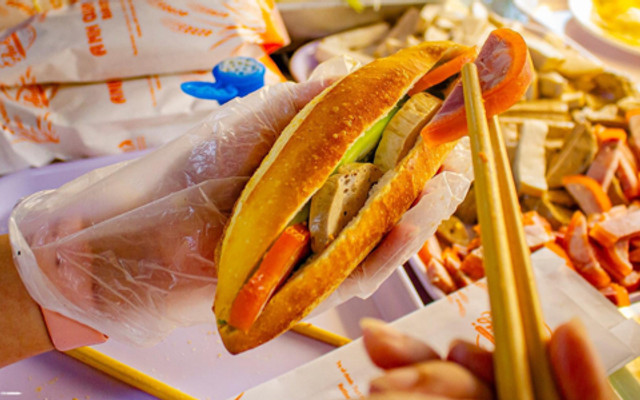 Anh Quân Bakery - Trường Sơn