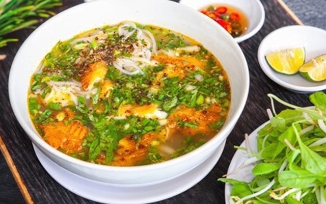 Bún Bò Huế & Bánh Canh Cá Lóc - Quán Cô Hương