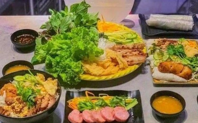 Mr. Nem - Nem Nướng Nha Trang & Bún Thịt Nướng - Nơ Trang Long