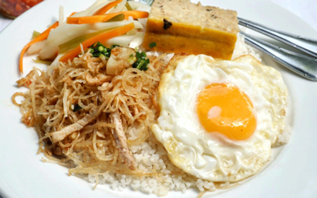 Quán Gấu Bin - Mì Xào, Nui Xào & Bò Kho Bánh Mì