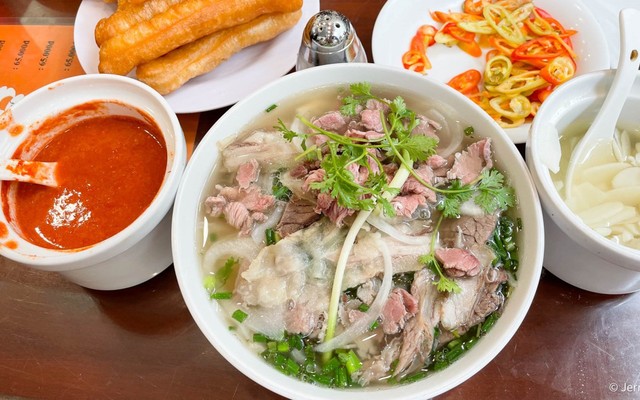 Phở Lý Quốc Sư - Cơm Rang Dưa Bò & Bún