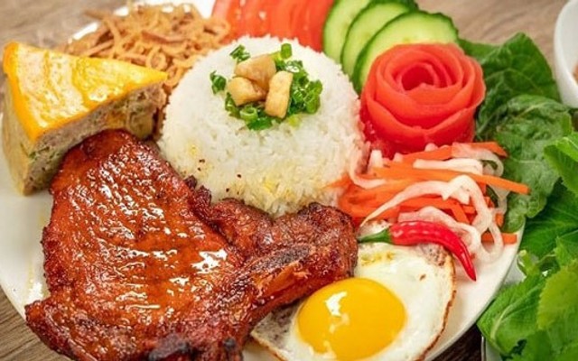 Quán Cơm Tấm Cô Ba - Huỳnh Văn Nghệ