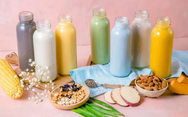 Bếp Cô Thắm - Cơm Cuộn & Sữa Hạt Nhà Làm