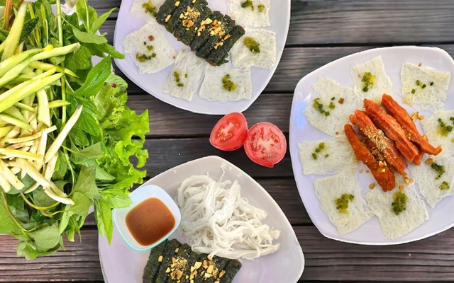 Bò Lá Lốt - Nem Nướng 111 - Lê Lợi