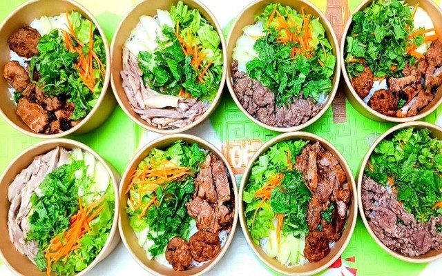 Kay Quán - Bún Bò Kay, Bún Bò Trộn & Bún Chả - Chợ Lòng Thuyền | Đặt ...