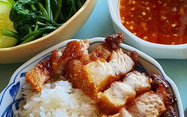 CƠM NHÀ BƯỞI - 206 Lê Hồng Phong