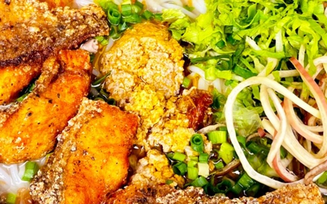 Bếp Nhà Tuấn - Bún Riêu & Cơm Tấm - Nam Trung Yên