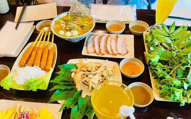 Bánh Tráng Hoàng Bèo - Kiốt Số 8 - Chợ Trường Thi
