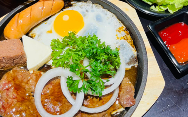 Bò Bít Tết Happy Cow - Phạm Văn Thuận