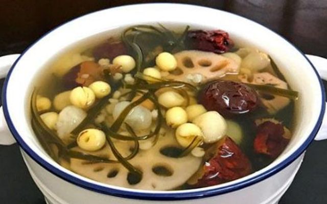 Ngân Anh - Bánh Canh Cua & Chè Lạnh - 198 An Dương Vương
