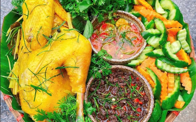 Gà Ủ Muối Hoa Tiêu Út Điểm Food - Trần Quang Cơ