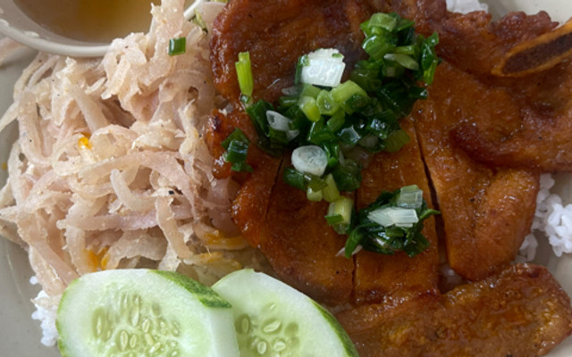 Bún Chả, Cơm Tấm & Bún Thịt Nướng Nhật Thảo - Giáo Xứ Bùi Thượng