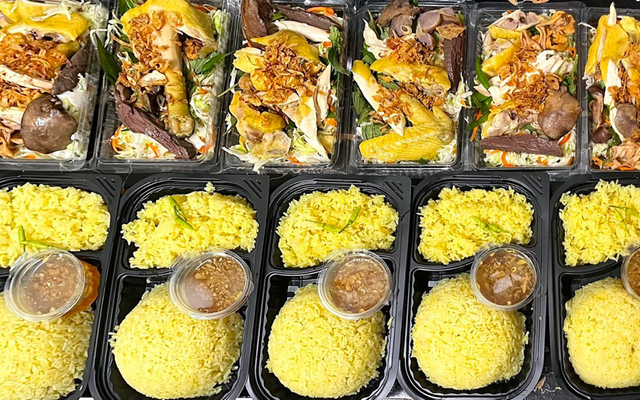 Cơm Gà Hồng Phát - Huỳnh Thúc Kháng