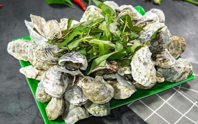 Cháo Duyên - Cháo Hàu, Bánh Canh Tôm & Hàu Hấp