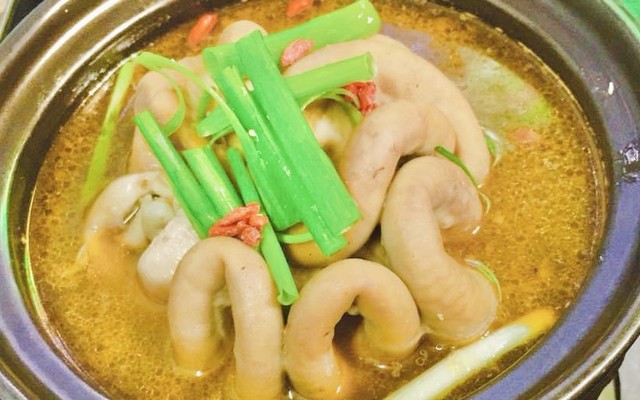 Lẩu Bò A Cứ 2 - Ngã Tư Đồng Khởi Út Tịch