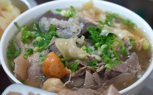 Huyền - Bún Bò Huế Tóp Mỡ