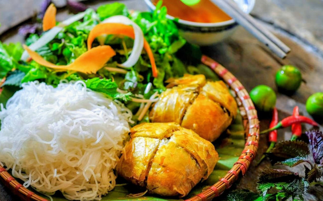 Hải Phòng Quán Nam Hằng - Bánh Đa Cua & Nem Cua Bể - 51 Trương Hán Siêu