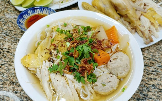 Bún Phở 18+ - Lê Văn Khương