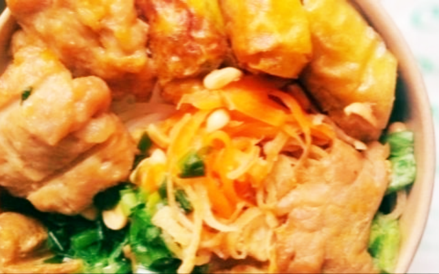 BÚN THỊT NƯỚNG 90 - HUỲNH TẤN PHÁT