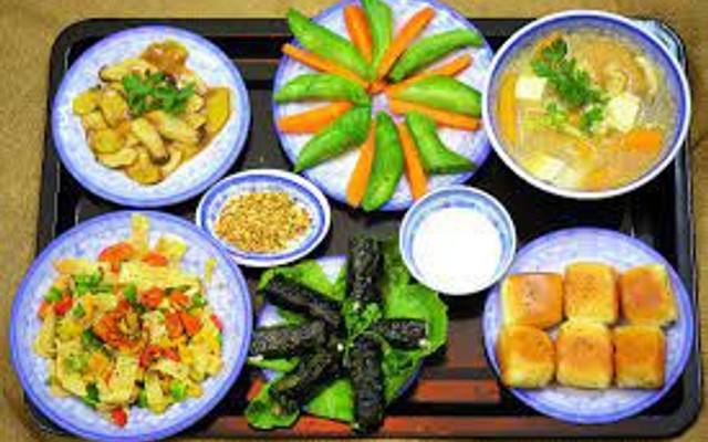 Cơm Chay Diệu Trâm - Phan Văn Hớn