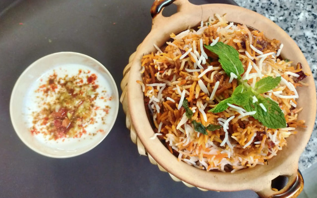 Kerala Palace Authentic Indian Restaurant - Indian Foods - 2/8 Tô Hiệu