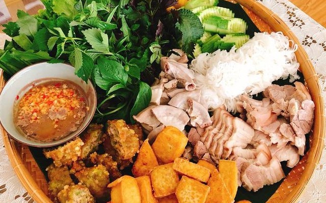 Bếp Nhà Ỉn - Phố Lụa Vạn Phúc