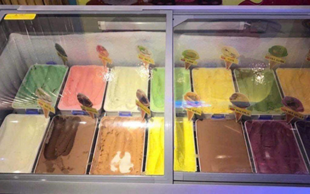 Tiệm Nhà Nhi - Kem, Đồ Ăn Vặt & Đồ Uống - 12 Yên Nghĩa