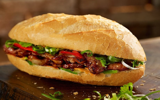 BÁNH MÌ XÌII - GÒN - Bánh Mì Thịt Nướng, Xíu Mại & Chả Cá