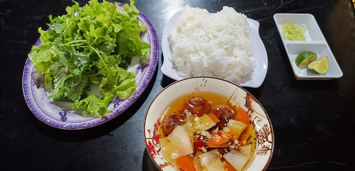 Bún Chả Hà Nội, Bánh Đa & Bún Cá Rô Đồng - Huỳnh Văn Luỹ