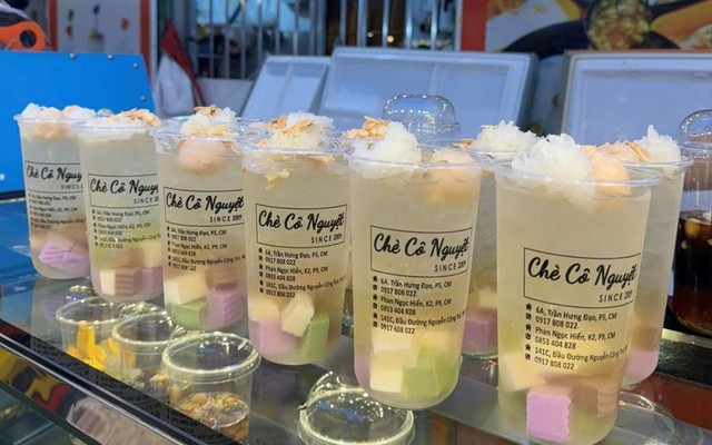 Chè Cô Nguyệt - Trần Hưng Đạo