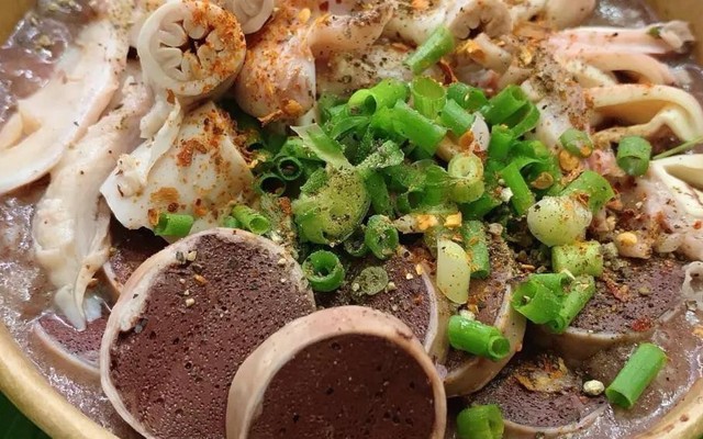 Cháo Lòng & Bánh Canh Xương Chả - Cô Minh