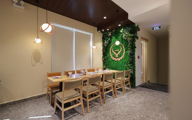 Yoshinoya - Cách Mạng Tháng Tám