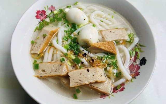 Bánh Canh Chả Cá CÔ LAN - Trần Thị Trọng