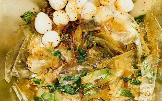 Pearly House - Bánh Tráng Dẻo Trộn Tóp Mỡ Khô Bò - Phan Sào Nam