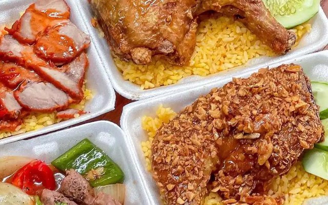Cơm Gà Xối Mỡ Cô 3 Trang - Hoàng Sa