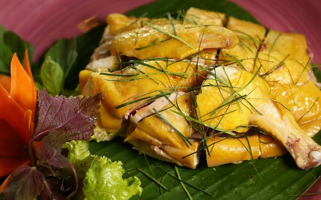 Gà Ta Vân Chiến - Cơm Gà, Cháo Gà & Gỏi Gà - Lê Văn Khương