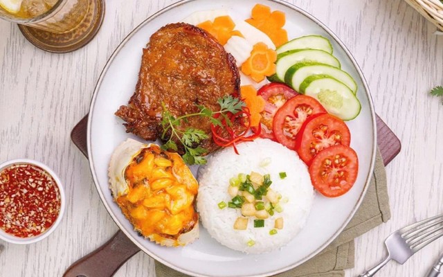 105 Food & Drink - Võ Thị Sáu