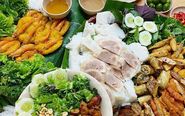 Bún Đậu Đồng Tâm - Lạch Tray